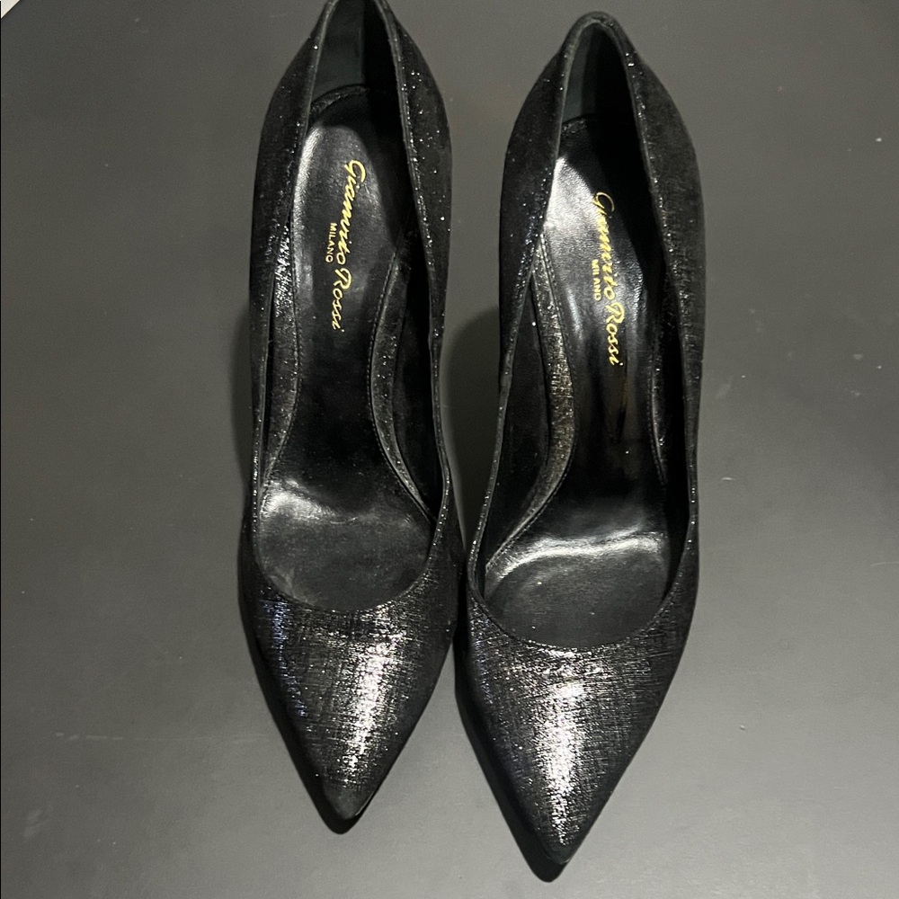 Gianvito Rossi Shimmering Black Heels